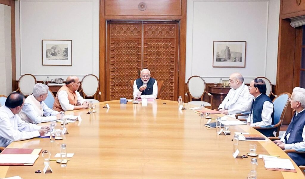 PM Modi Cabinet Meeting : PM मोदी की आज बड़ी बैठक…! बड़े फैसले के साथ मंत्रिमंडल फेरबदल पर चर्चा तेज…शाम 4 बजे मंत्रिपरिषद की बैठक पर पूरे देश की नजर