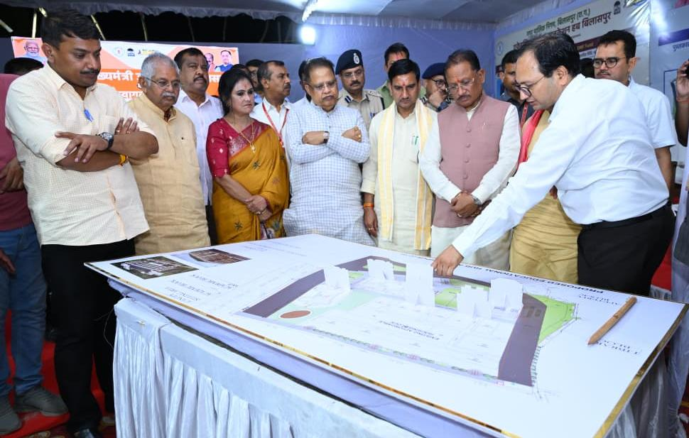 Education Hub : मुख्यमंत्री विष्णुदेव साय ने बिलासपुर में निर्माणाधीन नालंदा परिसर एवं एजुकेशन हब का किया निरीक्षण, 120 करोड़ रुपये की परियोजना युवाओं को देगी अध्ययन, आवास और प्रतियोगी परीक्षा तैयारी की सर्वश्रेष्ठ सुविधाएं