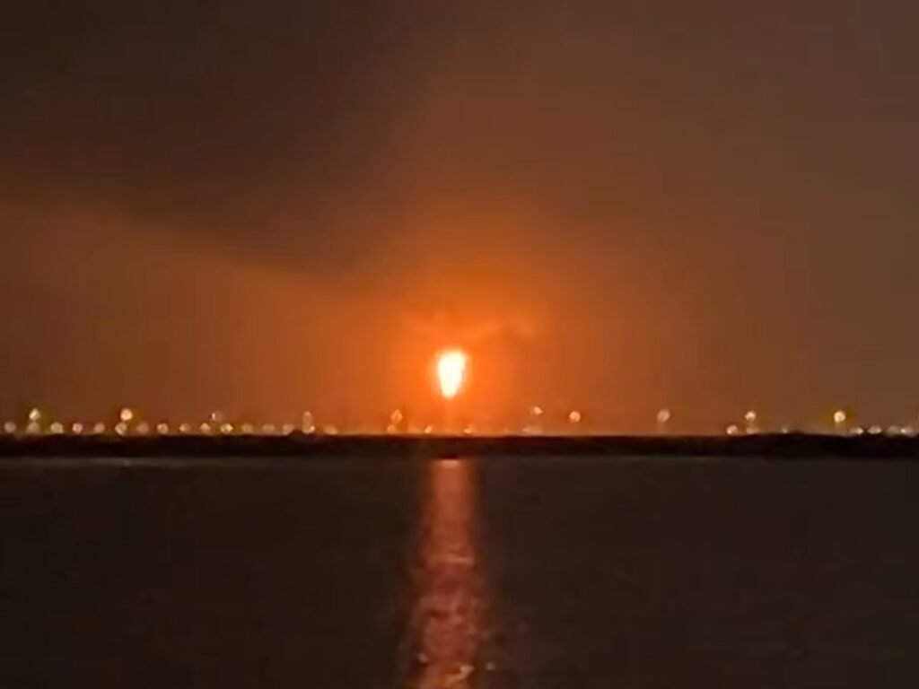 Qatar LNG Explosion : कतर के सबसे बड़े LNG हब में भीषण धमाका…! भारतीयों सहित 13 की मौत…कई लोग लापता…66 घायल…भारतीय दूतावास अलर्ट