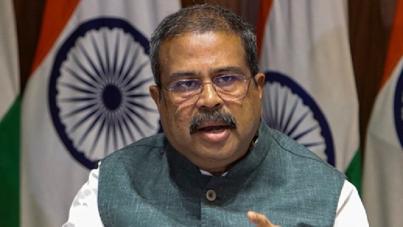 Dharmendra Pradhan Resignation : NEET-UG विवाद के बीच शिक्षा मंत्री धर्मेंद्र प्रधान ने दिया इस्तीफा…! PM मोदी को भेजा पत्र