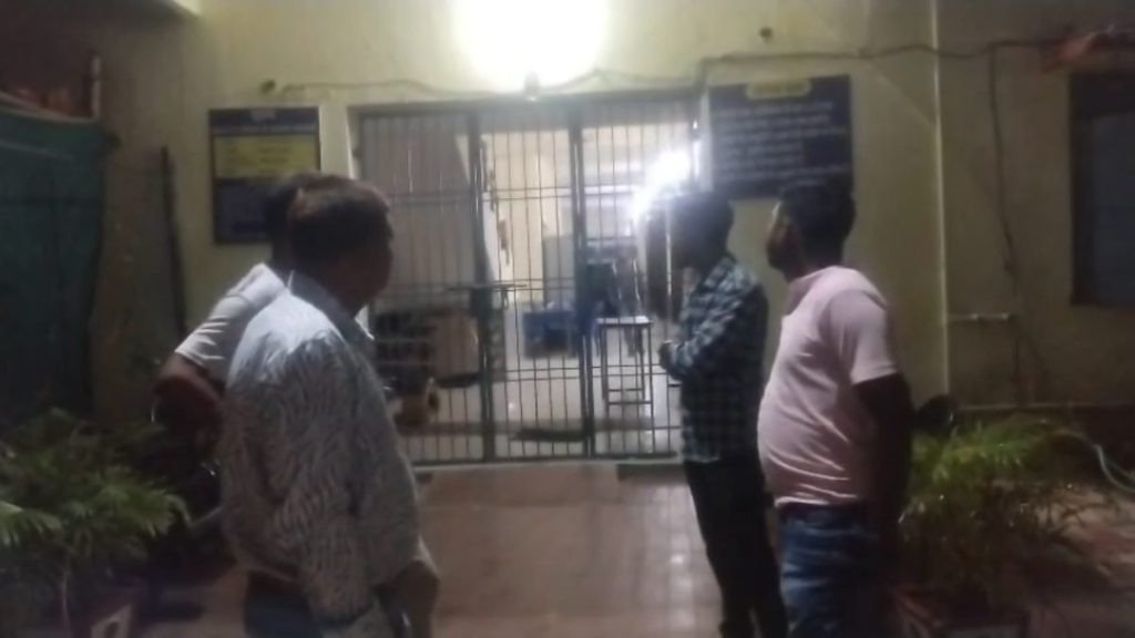 Juvenile Home : फिर टूटी सुरक्षा…! अंबिकापुर बाल संप्रेक्षण गृह से 13 अपचारी बालक फरार…दरवाजा तोड़कर हुए गायब…23 दिन में दूसरी बड़ी घटना
