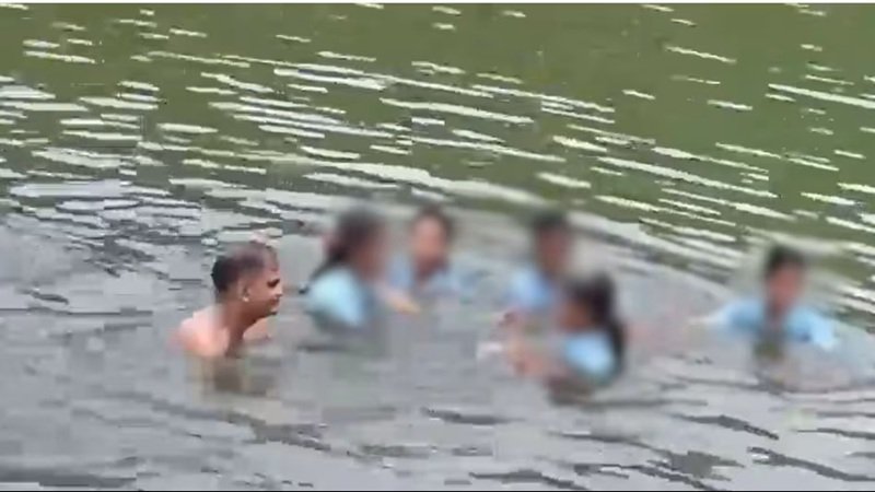 Alwar Principal Viral Video: छात्राओं के साथ बांध में नहाता दिखा प्रिंसिपल, VIDEO वायरल; शिक्षा विभाग ने किया सस्पेंड