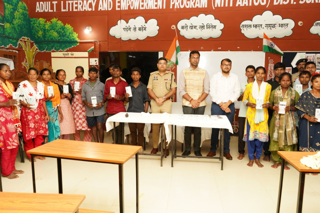 Skill Training : हुनर, तकनीक और अपनत्व से पुनर्वासित युवाओं को विकास की नई राह, प्रभारी सचिव राजेश सिंह राणा ने लाइवलीहुड कॉलेज में कौशल प्रशिक्षण का किया शुभारंभ