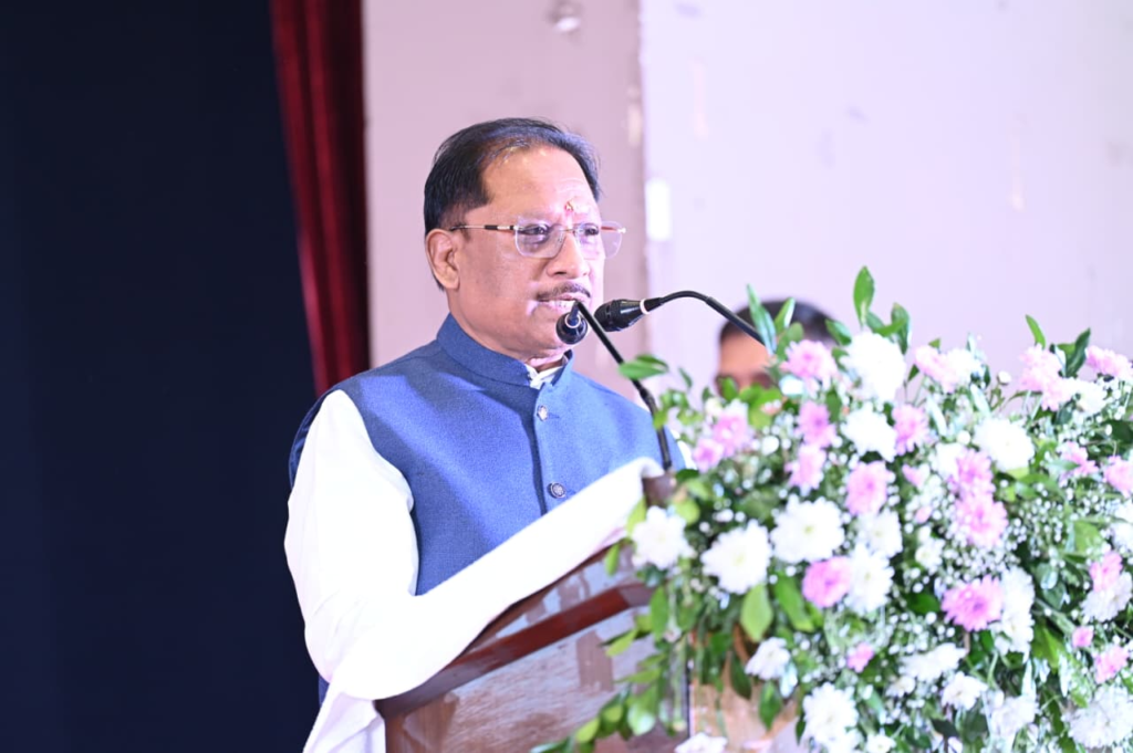 CM Vishnu : सेन समाज सनातन परंपराओं और सामाजिक समरसता का मजबूत आधार, सेन शक्ति सम्मेलन एवं केश शिल्पी सम्मान समारोह में शामिल हुए मुख्यमंत्री