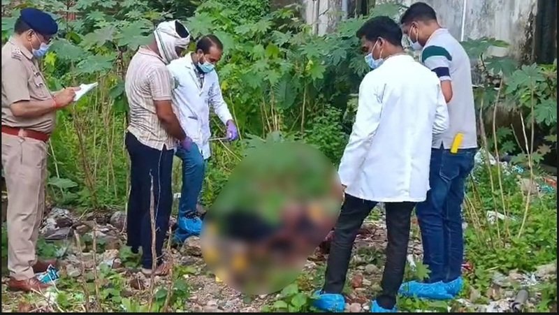 Raigarh Teenager Murder: रायगढ़ में लव ट्रायंगल, मोबाइल छीना, ₹1,000 मांगे और फिर कर दी हत्या; पत्थर से वार कर उतारा मौत के घाट, पुलिस ने 24 घंटे में सुलझाई गुत्थी देखें VIDEO