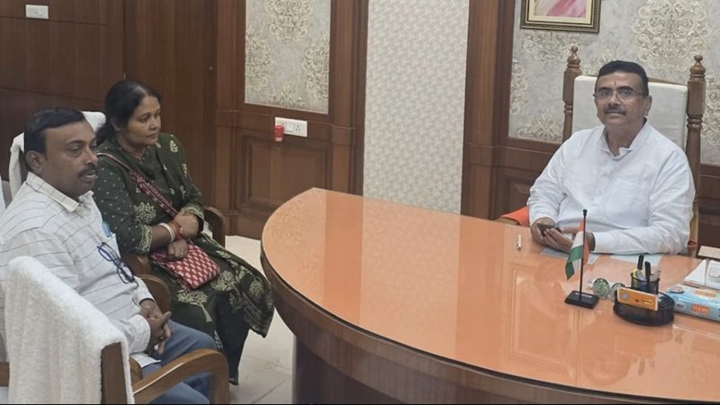 Nandigram Bypoll: नंदीग्राम उपचुनाव में बड़ा मोड़, ममता गुट को झटका; CM शुभेंदु से मुलाकात के बाद ममता गुट की उम्मीदवार संचिता ने छोड़ा चुनावी मैदान