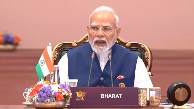 PM Modi BRICS Summit: ब्रिक्स शिखर सम्मेलन में PM मोदी का बड़ा संदेश: टेक्नोलॉजी और क्रिटिकल मिनरल्स के ‘वेपनाइजेशन’ से बढ़ सकता है खतरा; AI से किसानों तक पहुंचेगा फायदा, यहां सुनिए VIDEO