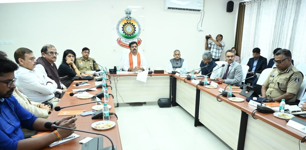 New Criminal Laws CG : FIR से कोर्ट तक अब नहीं होगी देरी! विजय शर्मा ने नए आपराधिक कानूनों पर कसी कमर, e-Sakshya और NAFIS पर जोर