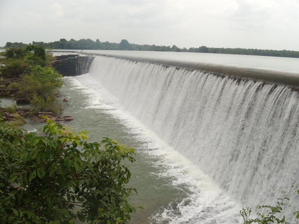 Irrigation Development : छत्तीसगढ़ में 25 साल में सिंचाई का बड़ा विस्तार, तांदुला संभाग की 118 परियोजनाओं से 42 हजार से अधिक किसानों को लाभ