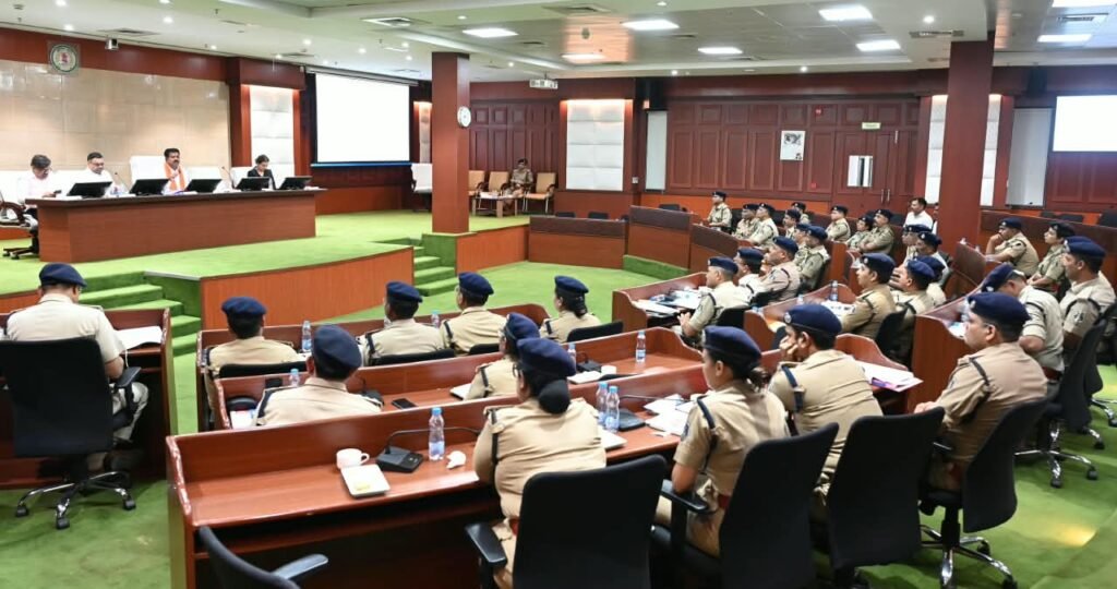 MANAS Helpline 1933 : छत्तीसगढ़ में नशे के कारोबार पर बड़ा एक्शन, तस्करों की संपत्ति होगी कुर्क, 31 दिसंबर तक पुराने जब्त मादक पदार्थ होंगे नष्ट