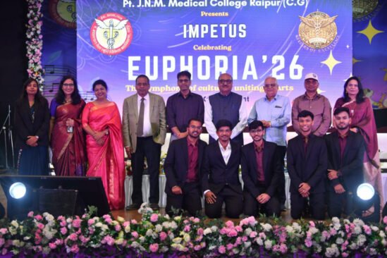 Euphoria-2026 में गीत-संगीत की प्रस्तुतियों ने बांधा समां, मुख्य सचिव ने कहा – तकनीक आपको सक्षम डॉक्टर बनाएगी, लेकिन संवेदनशीलता आपको बेहतर डॉक्टर बनाएगी