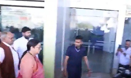 Smriti Irani का छत्तीसगढ़ दौरा…स्वागत में नहीं दिखा शक्ति प्रदर्शन, संगठन और सरकार के नेताओं से करेंगी बैठक
