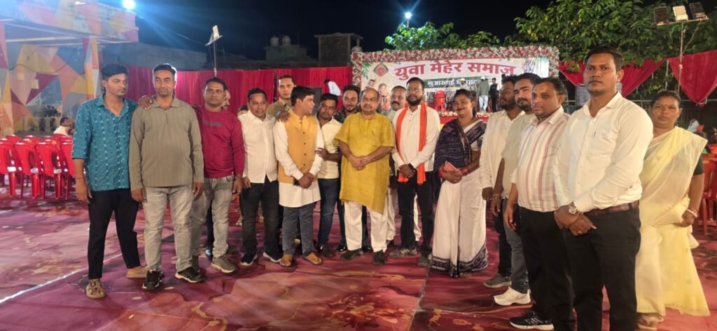 MLA Purandar Mishra : नुआखाई समरसता भोज में शामिल हुए विधायक पुरन्दर मिश्रा, सामाजिक एकजुटता और भाईचारे का दिया संदेश
