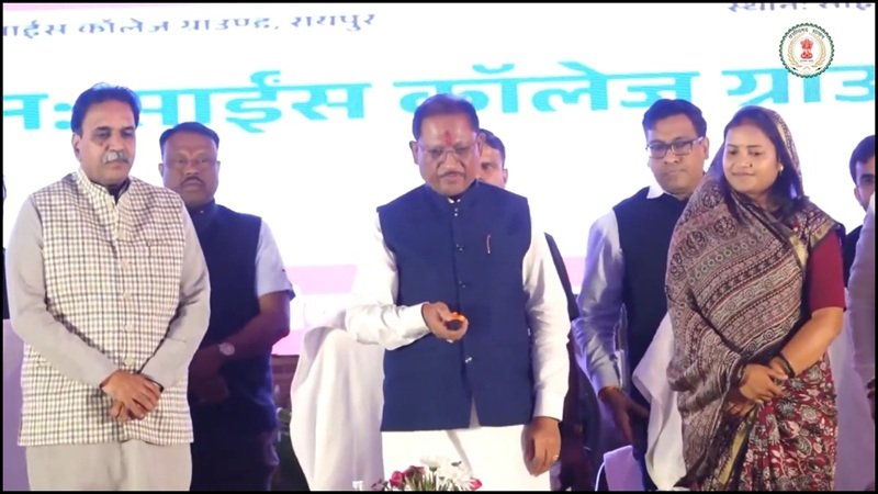 Mahtari Vandan Yojan: महतारी वंदन योजना की 32वीं किस्त इस दिन होगी जारी, 67.38 लाख महिलाओं के खाते में आएंगे ₹632.40 करोड़; CM साय करेंगे भुगतान