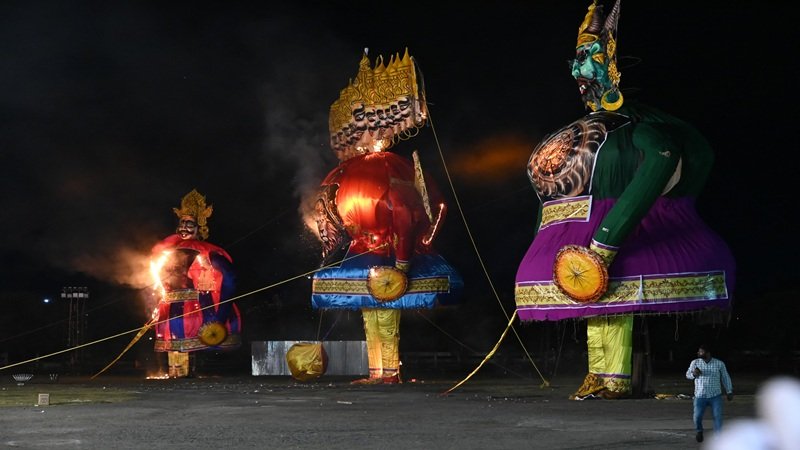 Raipur Dussehra 2026: डब्ल्यूआरएस मैदान में 101 फीट के रावण का होगा दहन, राज्यपाल और CM साय होंगे शामिल; 5 लाख लोगों के पहुंचने की संभावना