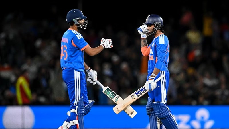 IND vs NZ 2nd T20: कम स्कोर पर लड़खड़ाई टीम इंडिया, फिर इस युवा खिलाड़ी ने दिलाई ऐतिहासिक जीत; न्यूजीलैंड के जबड़े से छीना मैच